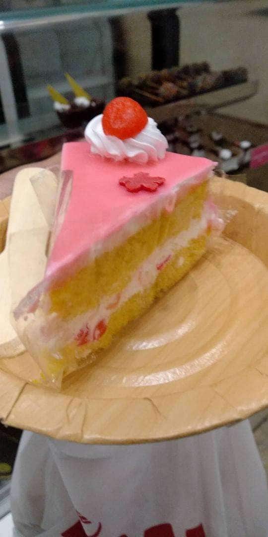Cake O Holics in Golghar Town,Gorakhpur - Best Cake Shops in Gorakhpur -  Justdial