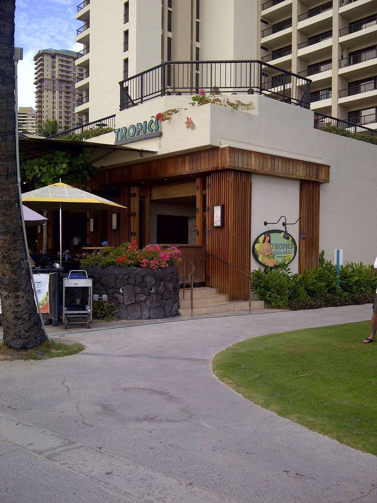 Tropics Bar & Grill, Honolulu, Rest of Hawaii Zomato