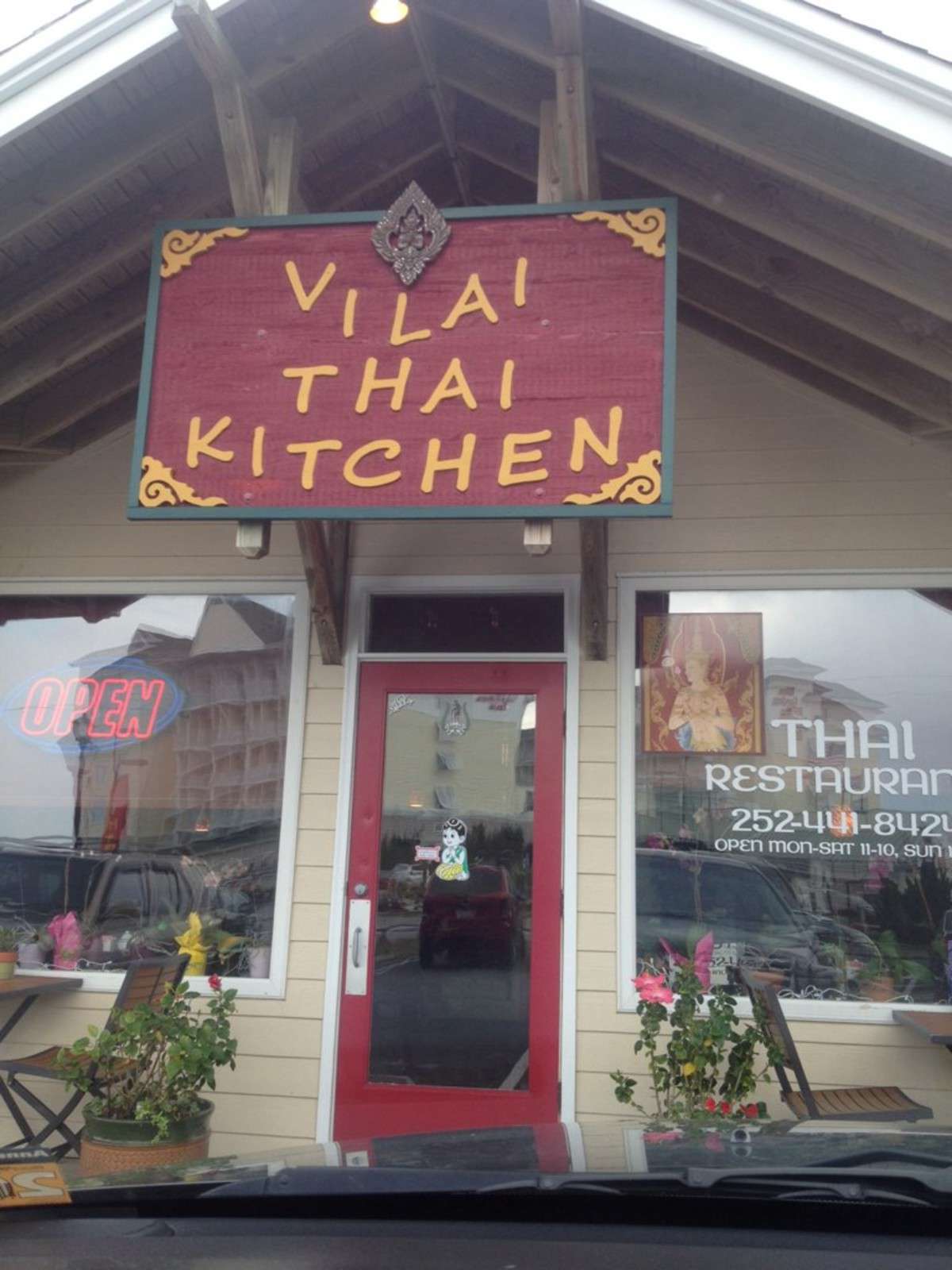 Vilai Thai Kitchen Photos Pictures Of Vilai Thai Kitchen Kitty