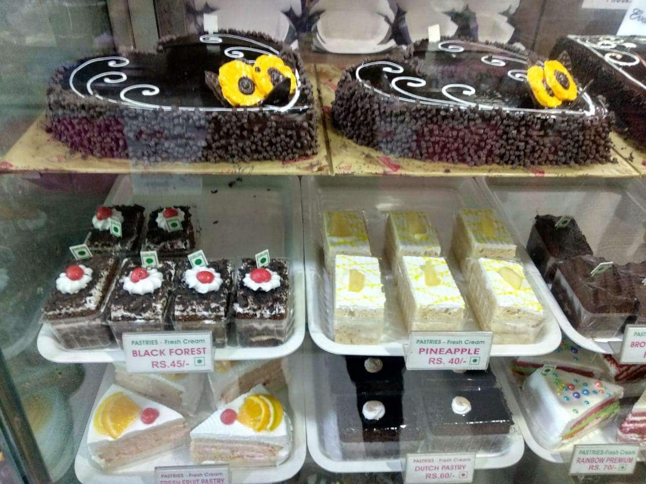 Walnut Brownie cake #birthdaycake... - Monginis Kurla West | Facebook