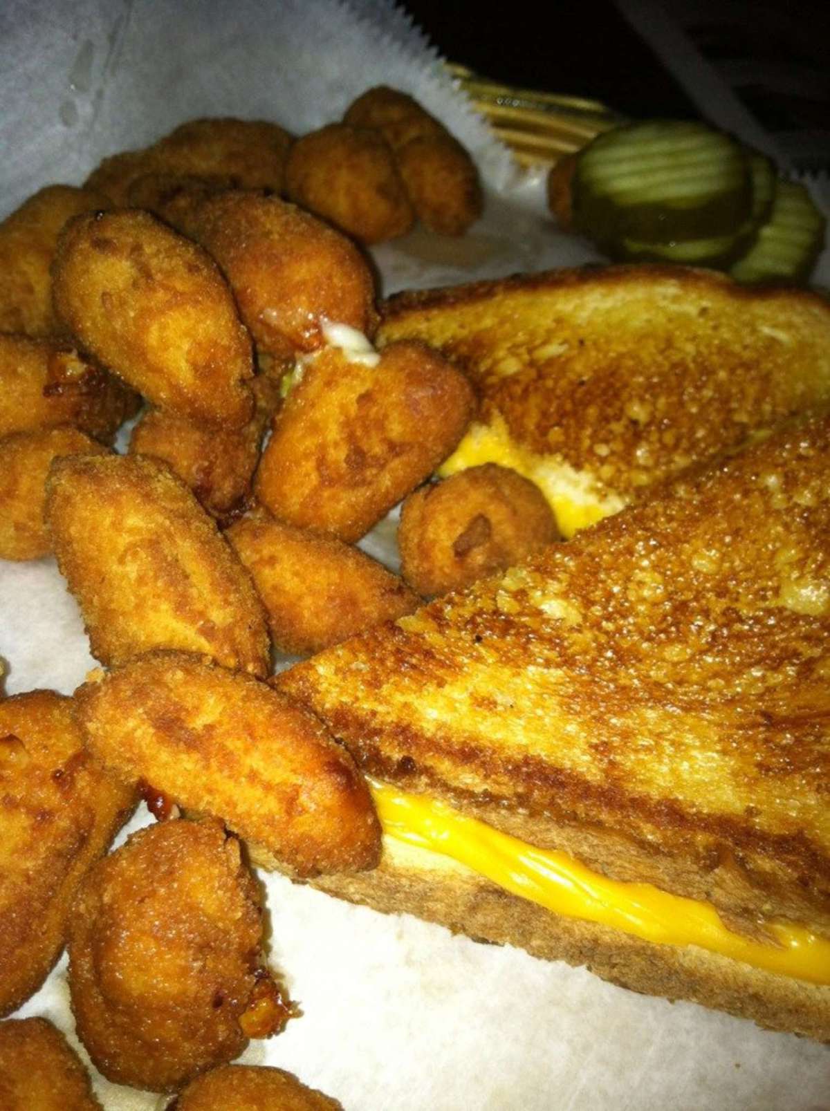 Brothers Three Bar & Grill, East Side, Madison Zomato