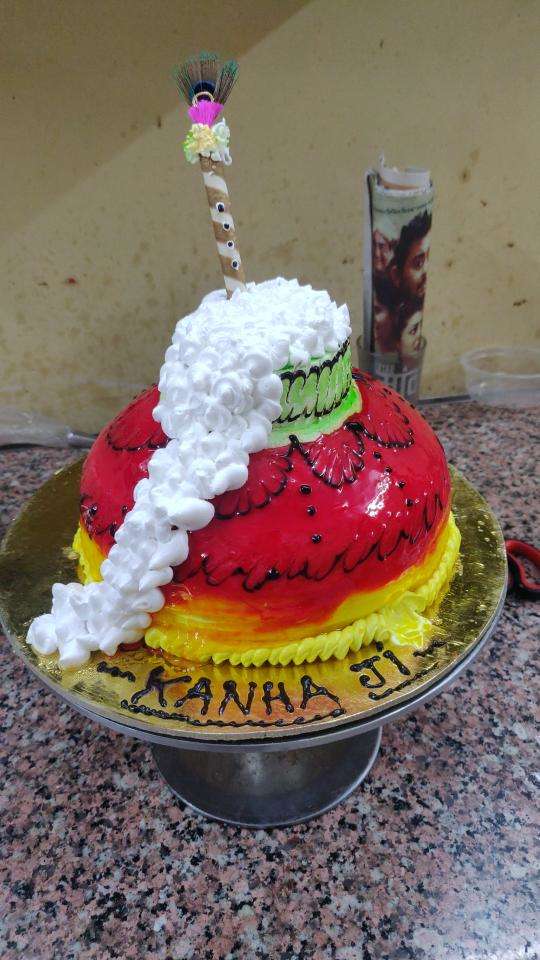 Janmashtami Krishna Cake - Piya Cake