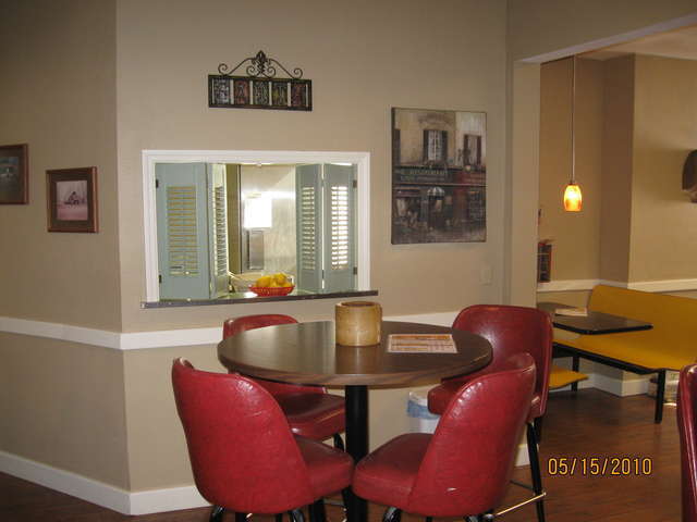 Bellhop Cafe Community Coffee House Bellbrook Dayton