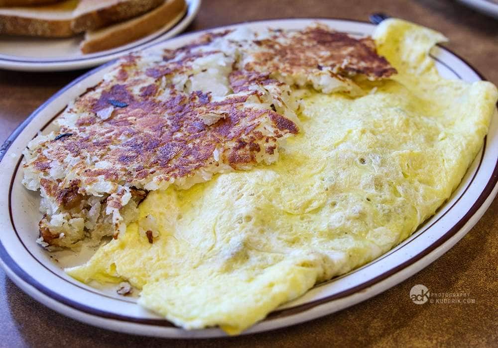 Fifth Wheel Truck Stop & Rest, Frenchtown Township, Detroit Zomato