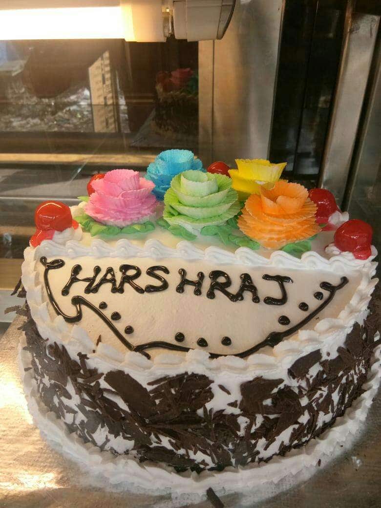 V The Bakers, Bandra East, Mumbai Zomato