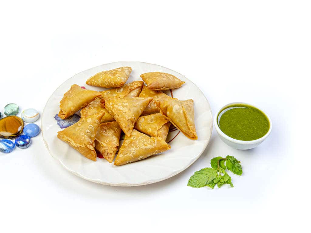Navtari (Navratna) Samosa (6 pcs)