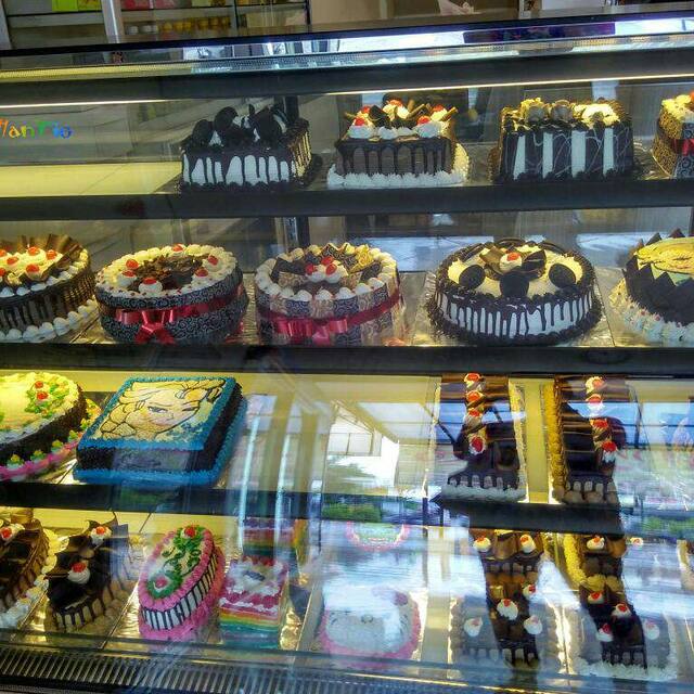 The Hotel Card Toko Kue Sido Muncul