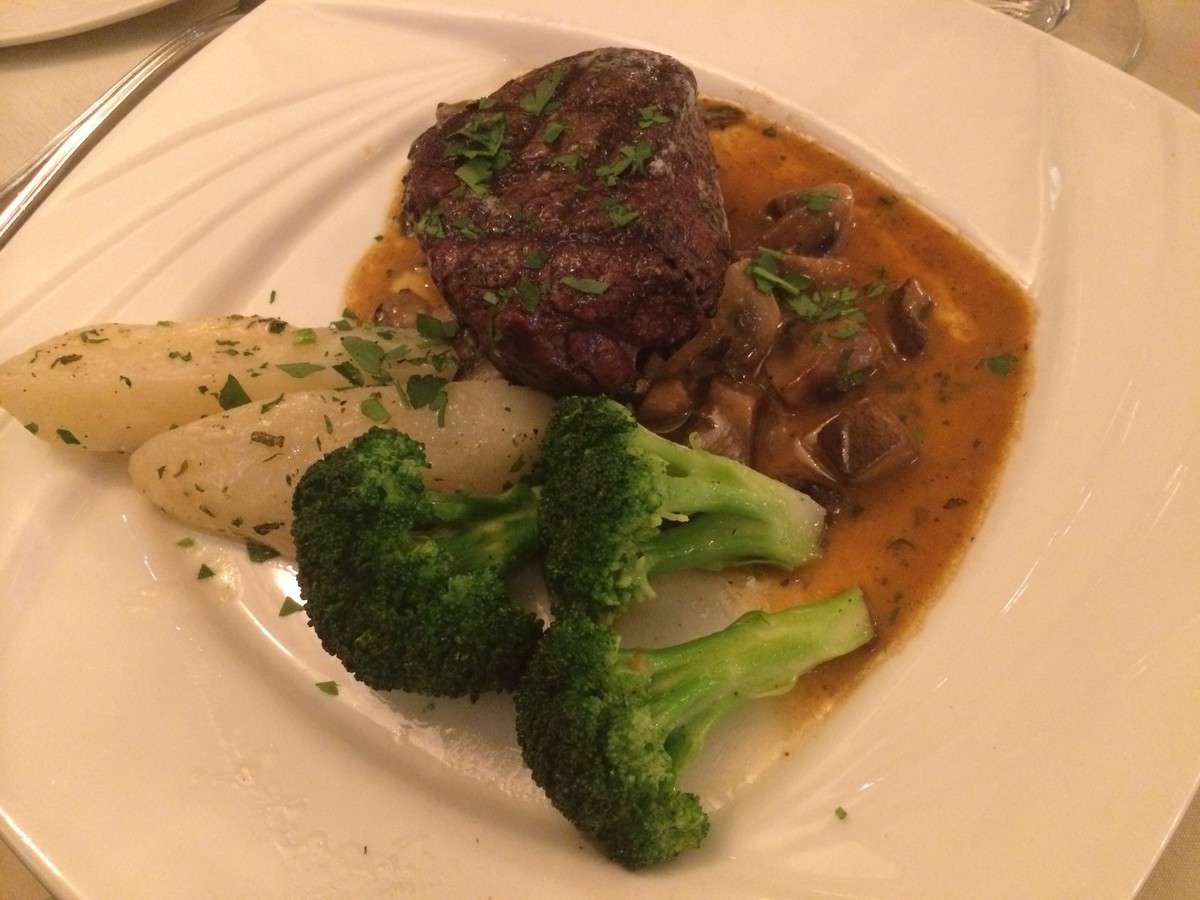 Tomasos Phoenix Christmas 2022 Tomaso's, Biltmore/Arcadia, Phoenix | Zomato