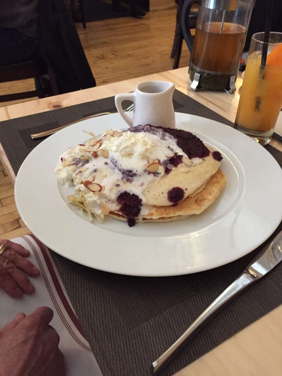 Dante Next Door Photos Pictures Of Dante Next Door Tremont