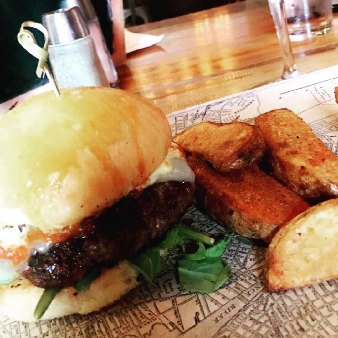 Rogue Island Local Kitchen And Bar Waterplace Providence