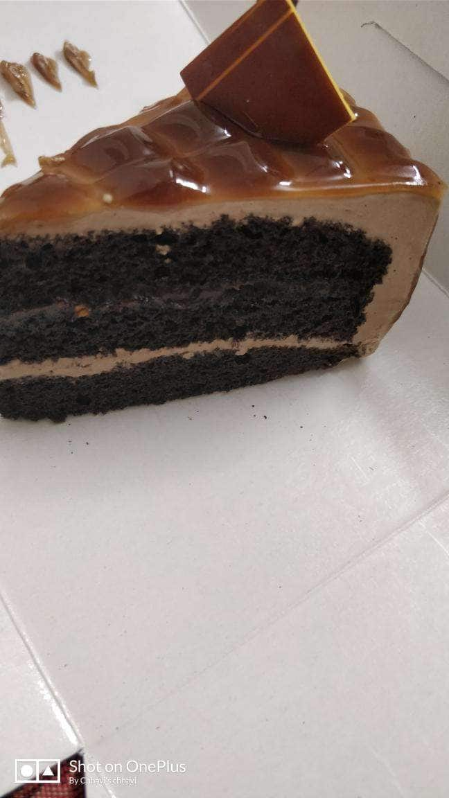 Cake Hut, Thevera, Kochi | Zomato