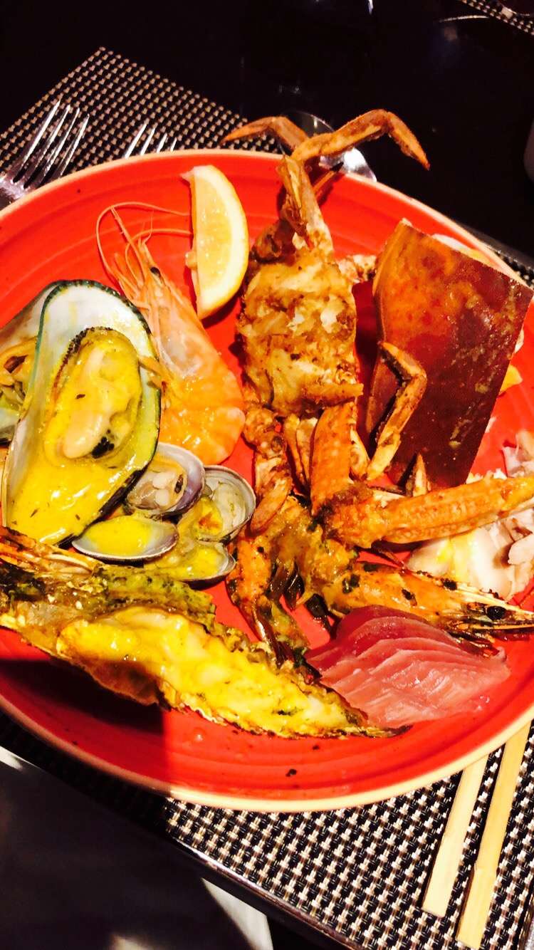 Crossroads Kitchen Marriott Marquis Doha Dafna Doha Zomato Qatar