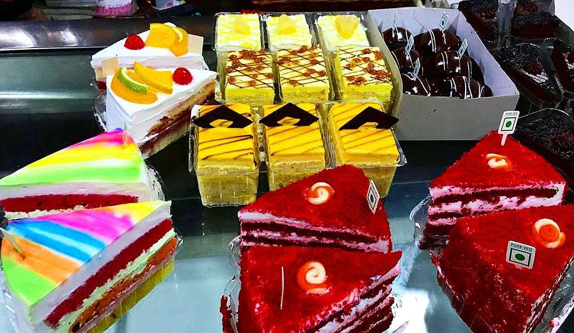 Dessert Palace in Prahalad Complex, Bus Stand Road Patna | Order Food  Online | Swiggy