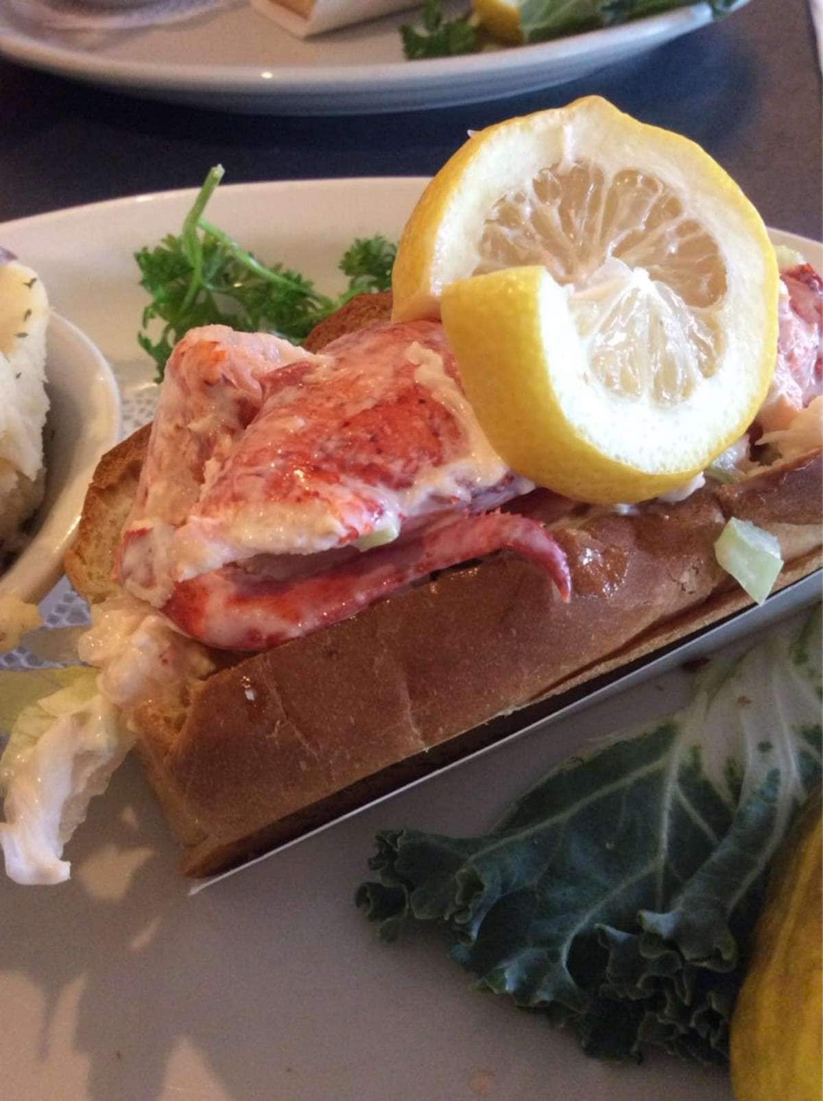 Putnam's Waterview Restaurant, Goffstown, Manchester