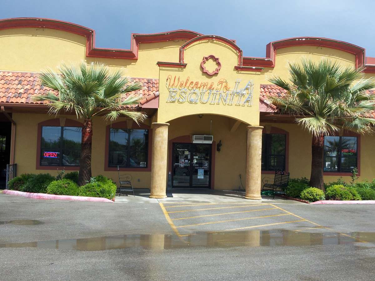 La Esquinita Mexican Restaurant & Meat Market, Atascosa, San Antonio