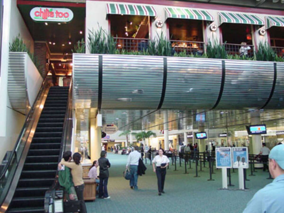 Chili's Grill & Bar, Airport Orlando Int'l, Orlando