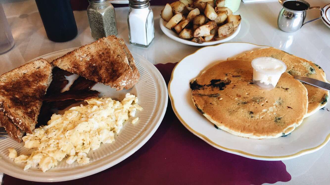 Kristina S Kafe Bakery Belchertown Belchertown क म न