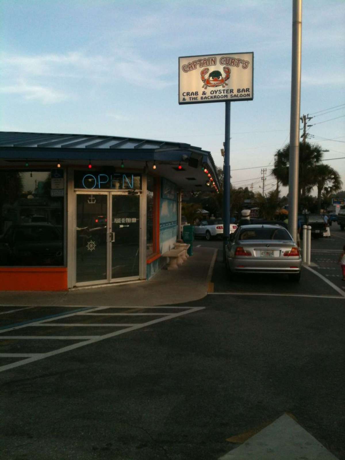 Captain Curt's Crab & Oyster Bar, Sarasota, Tampa Bay - Urbanspoon/Zomato