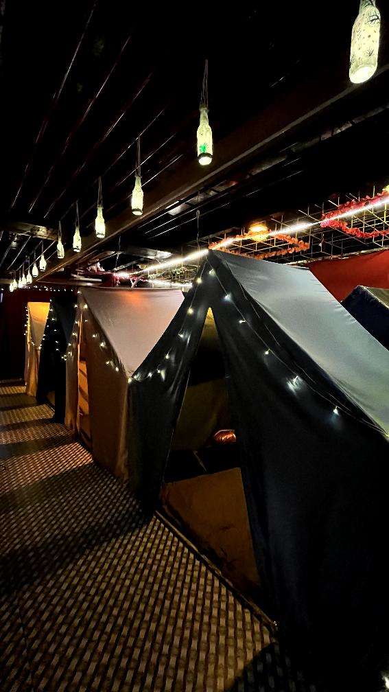 themed restaurants, theme restaurants, themed dining, concept restaurants, experiential dining, unique restaurants, quirky restaurants, immersive dining, interactive restaurants - Tent Rooftop Restaurant - img1