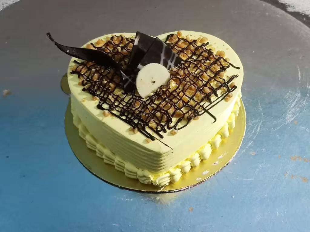 Veerabhadra Foods, Hyderabad - Bakery / Caterer of Cakes and Birthday Cakes