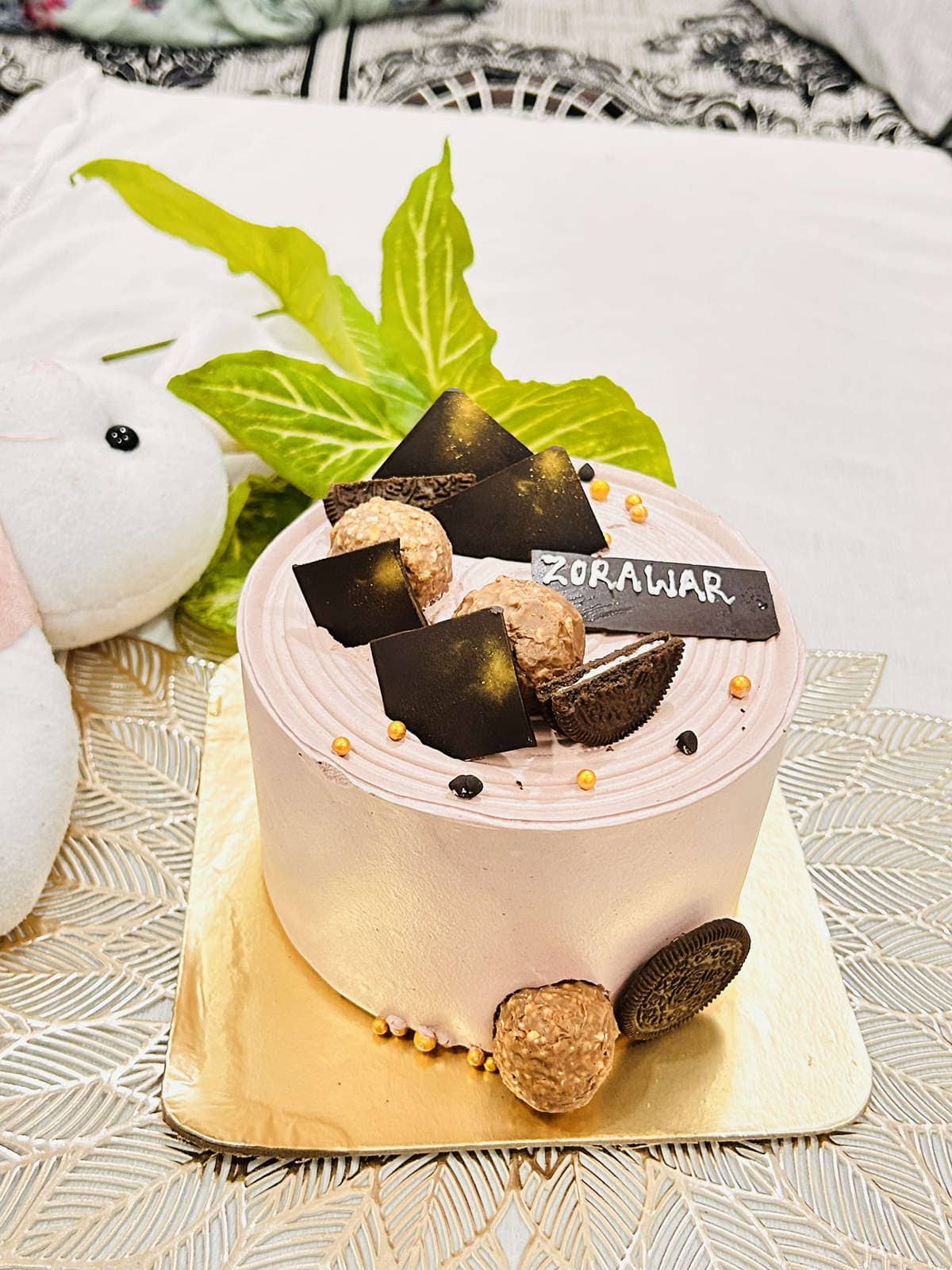Order Rosy Deliciousness Cake 600 Gm Online at Best Price, Free Delivery|IGP  Cakes