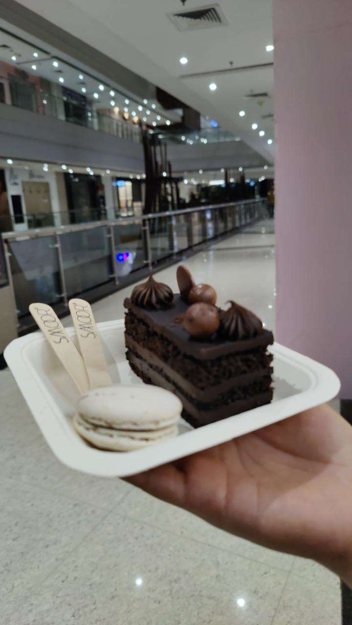 Rainbow Cake - Picture of Smoor Chocolates, Bengaluru - Tripadvisor