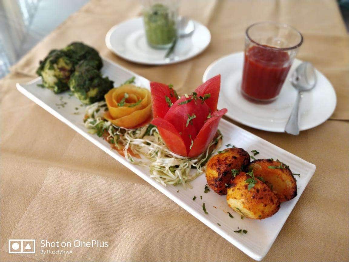 Woodlands Restaurant, Vapi Locality order online Zomato