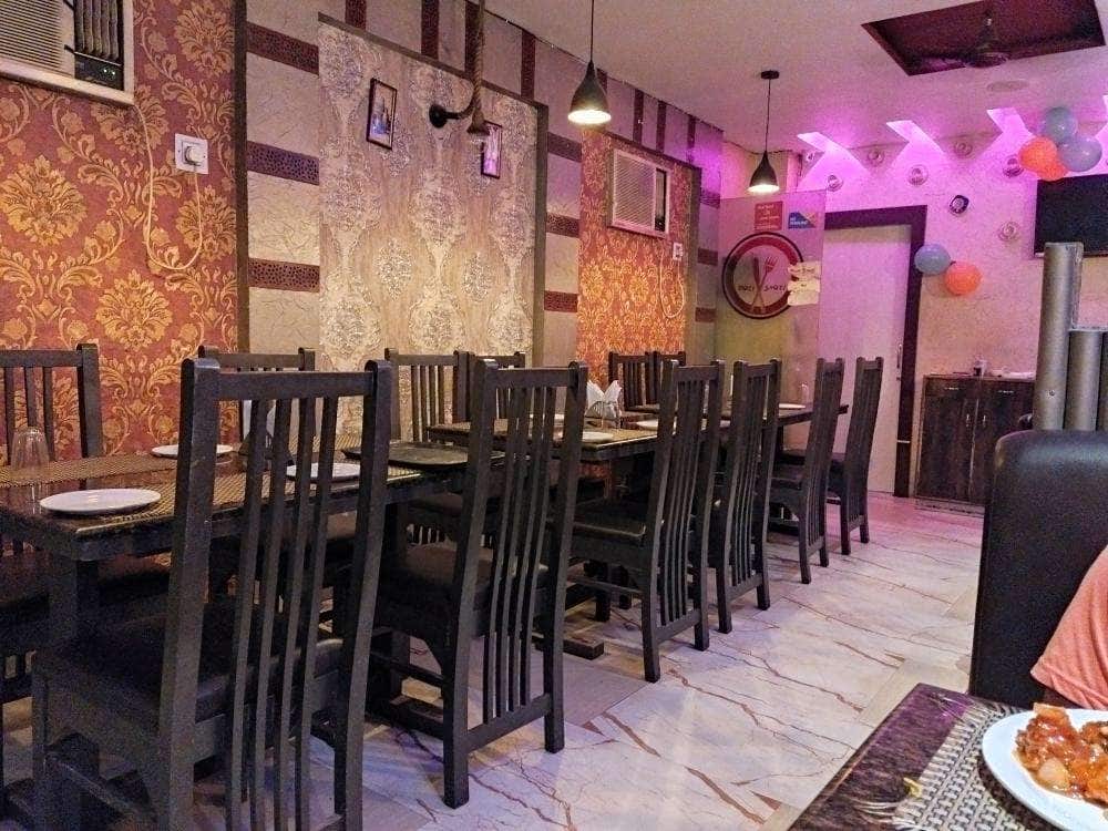 Roti Shoti Restaurant, Darbhanga Locality order online Zomato