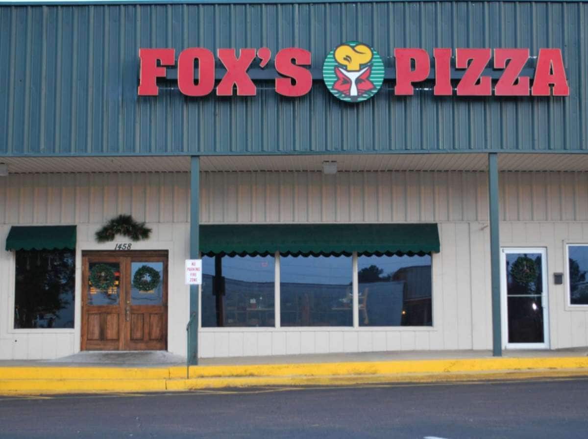 Fox's Pizza Den, Zomato