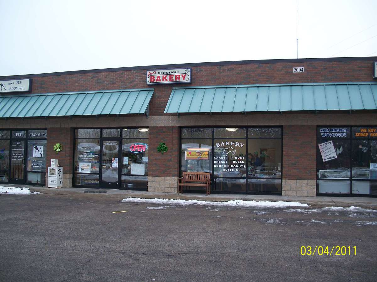 Tom's Hometown Bakery, Sparta, Grand Rapids Zomato