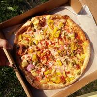 avalanche pizza athens athens