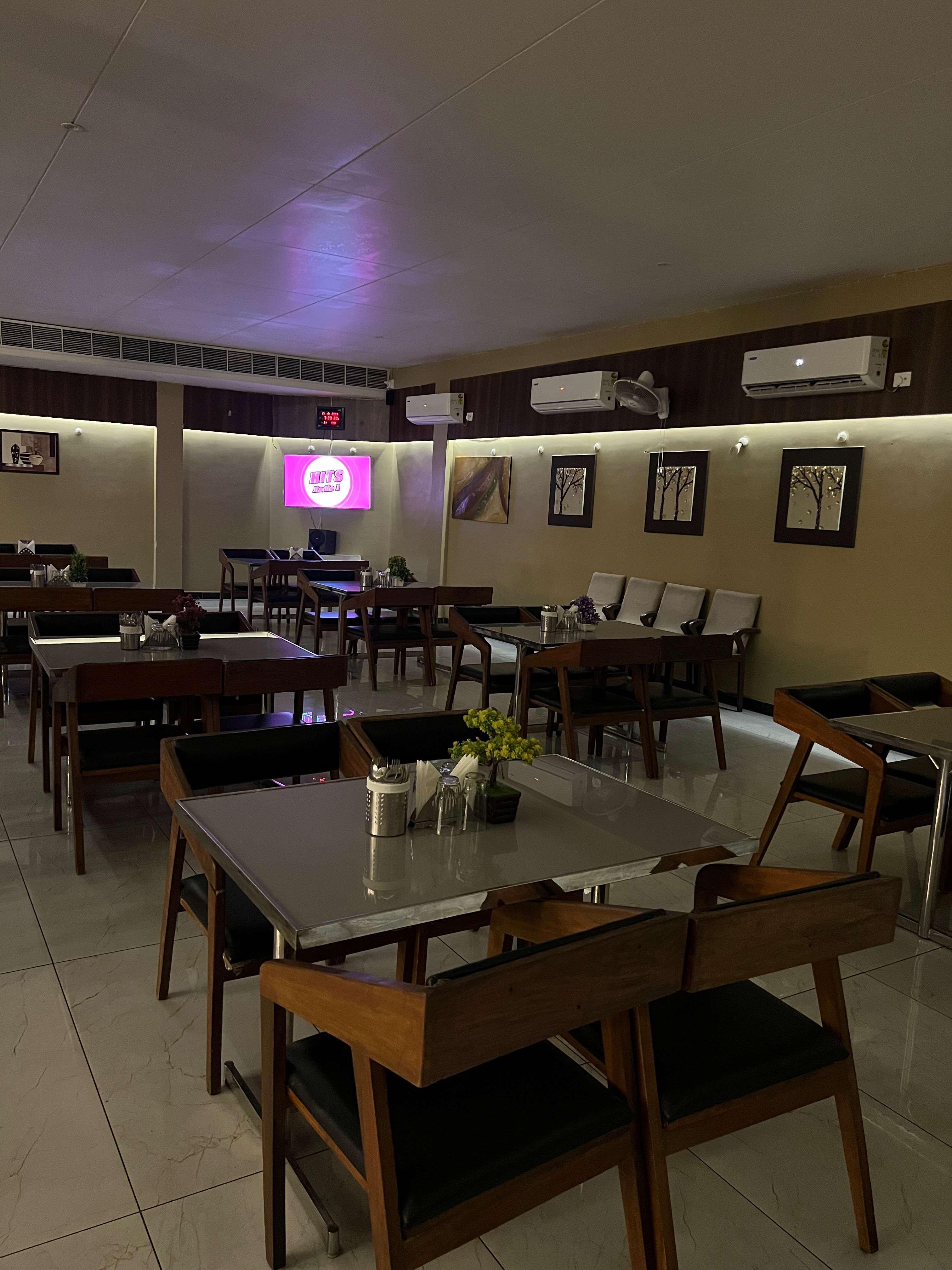 GB Club in Khat Road,Bhandara - Best Restaurants in Bhandara