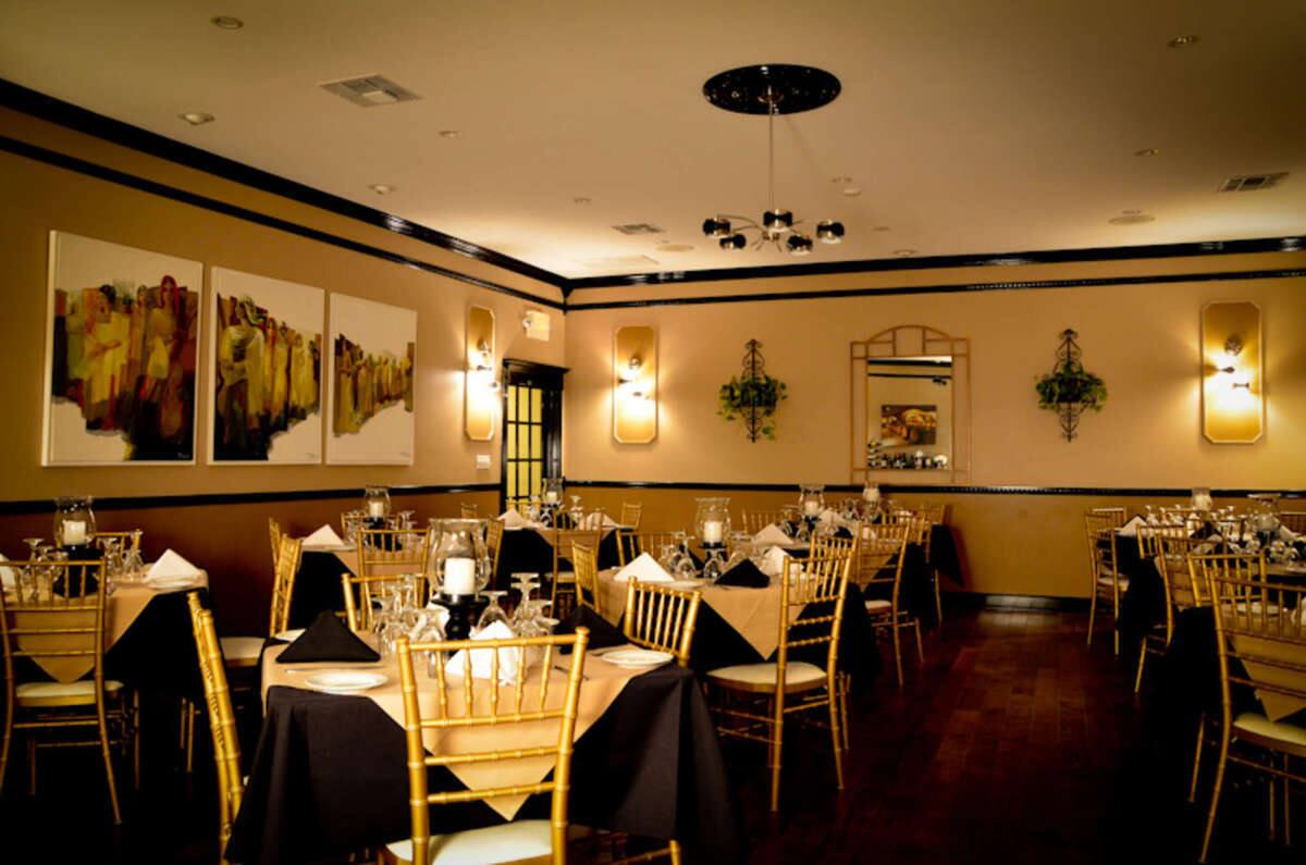 Vinhus Restaurant And Lounge Roselle Park Roselleroselle Park