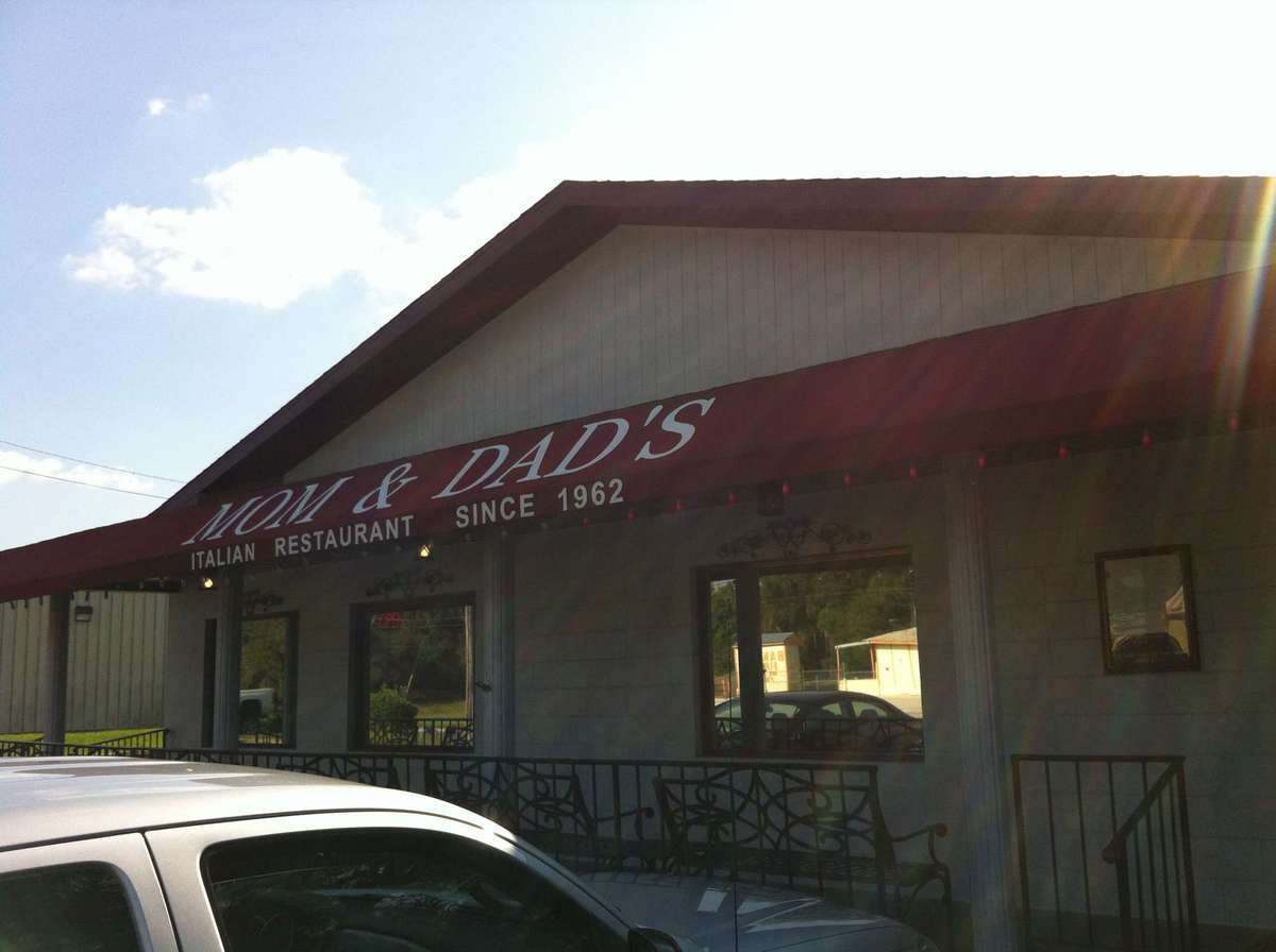 Menu of Mom and Dads Italian Restaurant