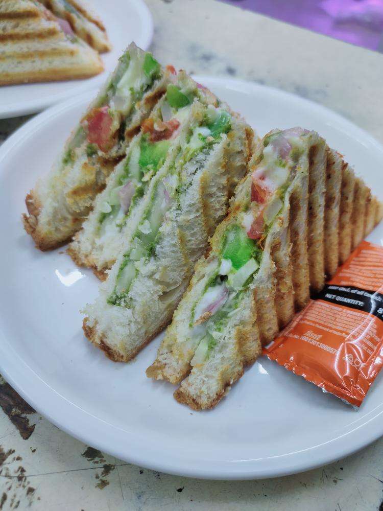 Italian restaurant with pasta dishes and pizza