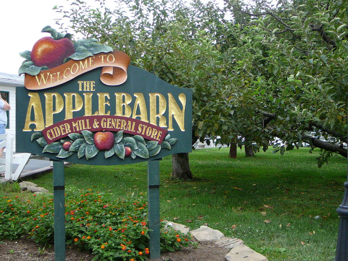 Apple Barn Cider Mill General Store Photos Pictures Of Apple