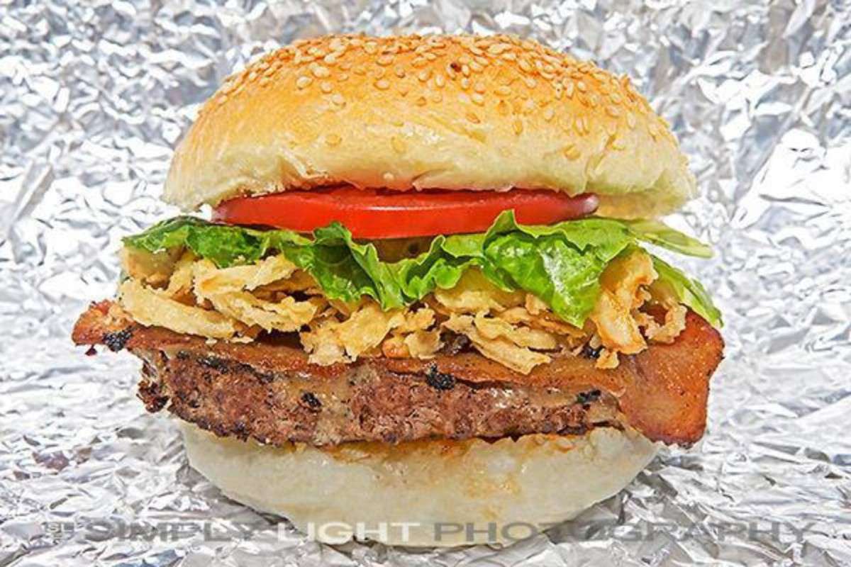 Between Two Buns, Downtown, Edmonton Zomato