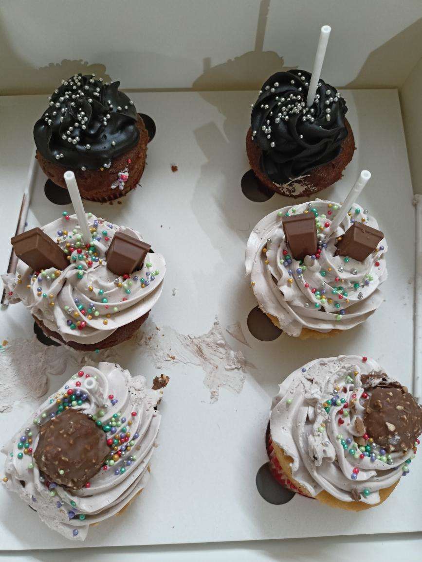 Custom Cake Bakery | Dee'Lightful Bliss Bakery