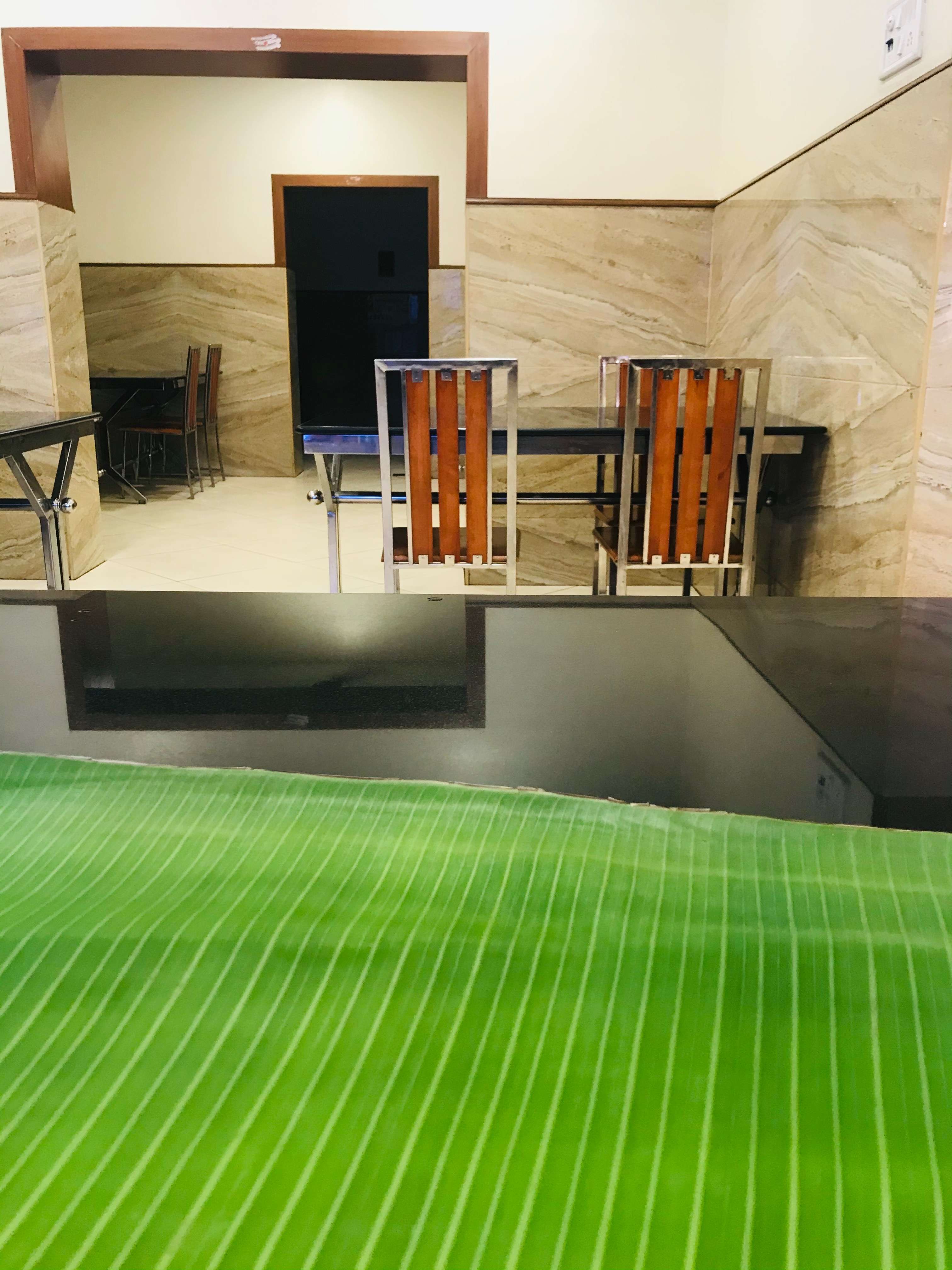 Sri Vaari Hotel, Alagapuram Pudur, Salem