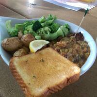 Pineapple Willy S Photos Pictures Of Pineapple Willy S