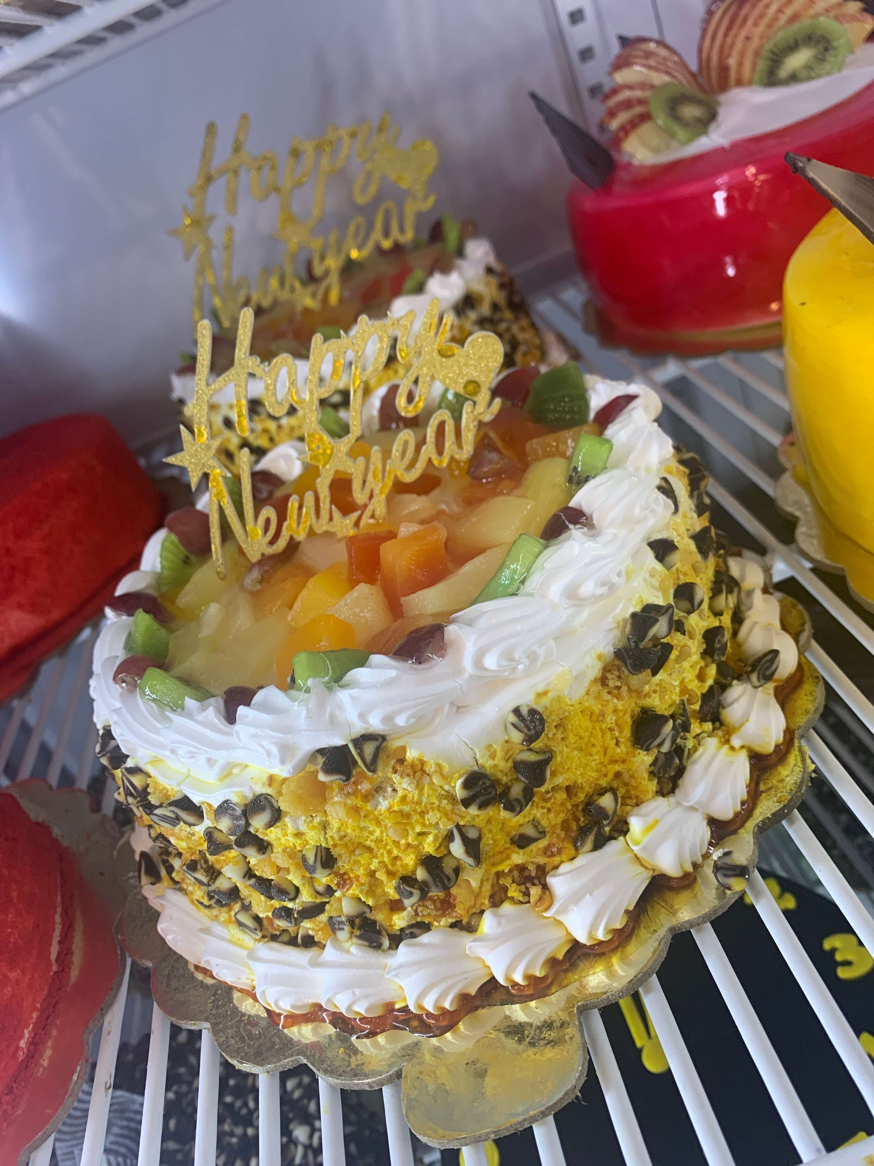 Details 154+ cake house model town super hot kidsdream.edu.vn