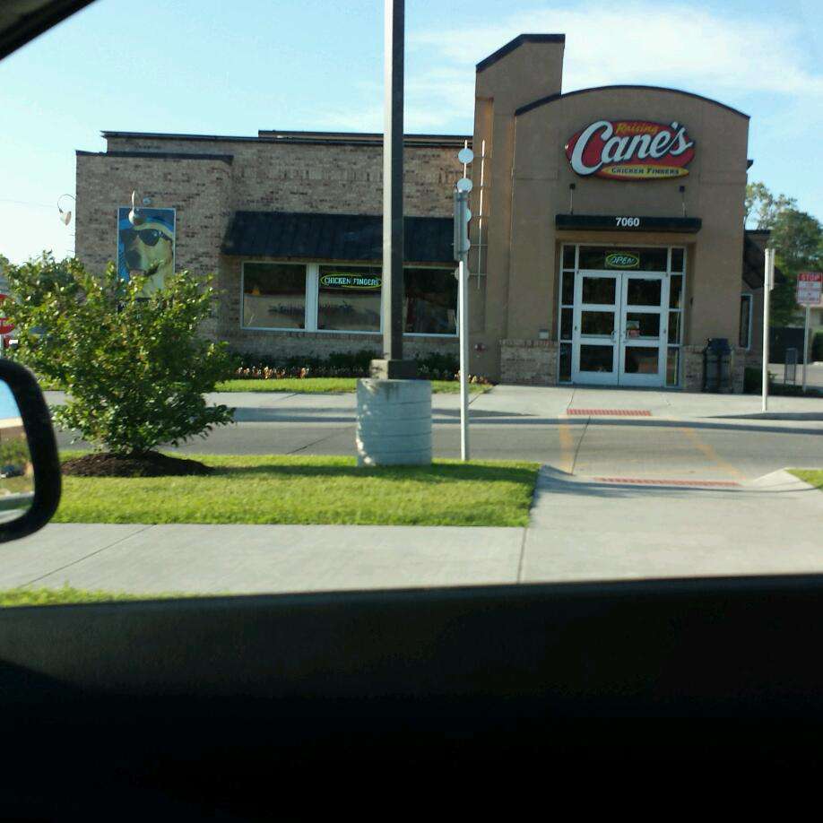 Raising Cane's Chicken Fingers, Crossroads, Omaha Zomato