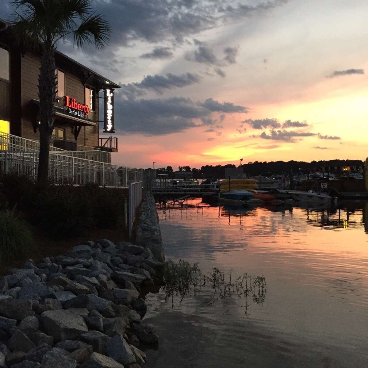 Liberty Tap Room Grill Photos Pictures Of Liberty Tap