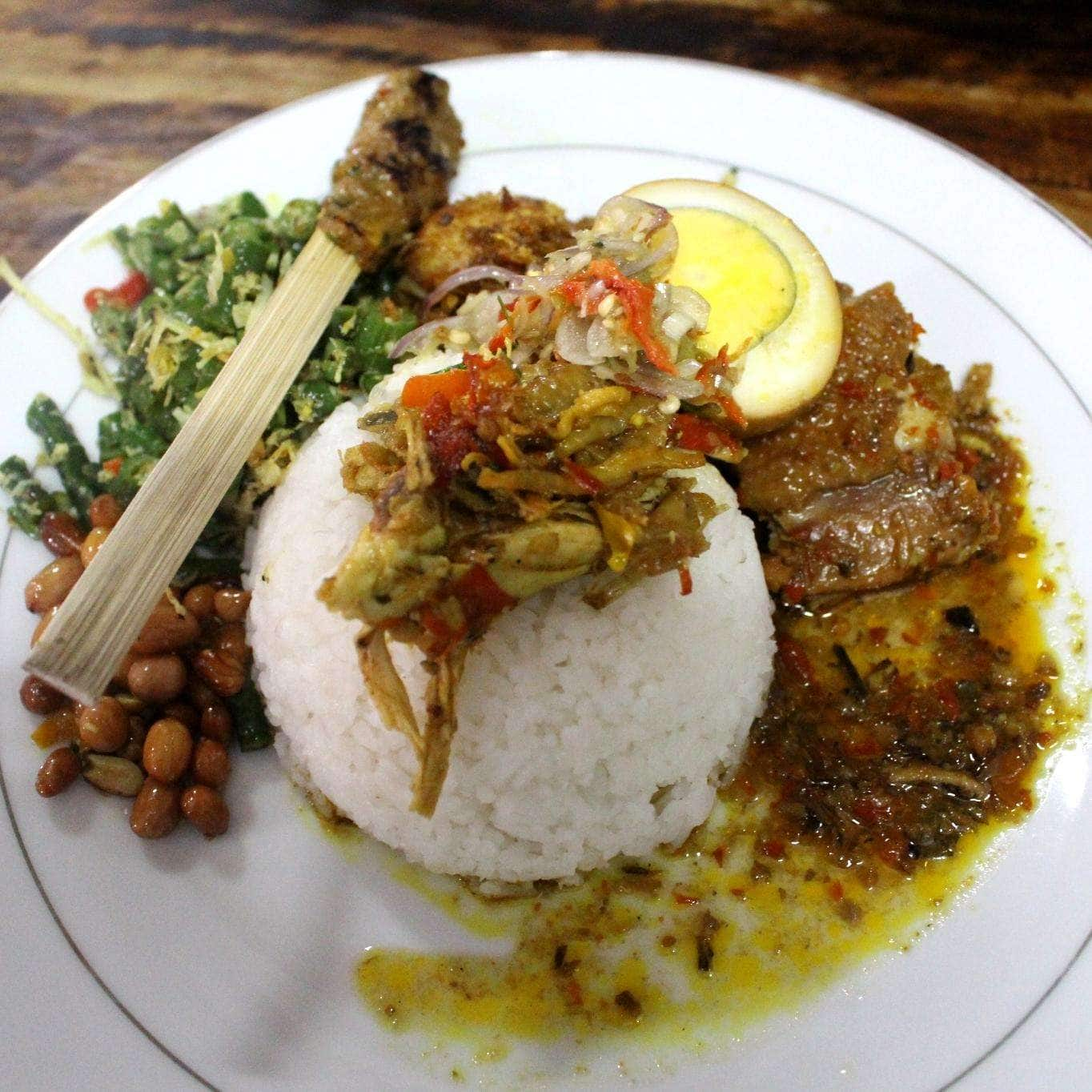  Warung Nasi  Ayam Serundeng Warung Nasi 