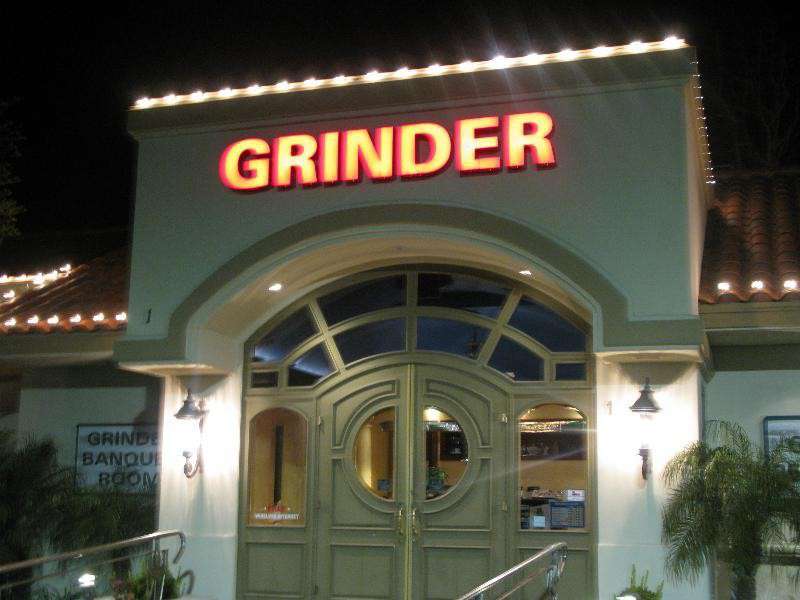 Grinder Restaurant, Moorpark, Ventura County