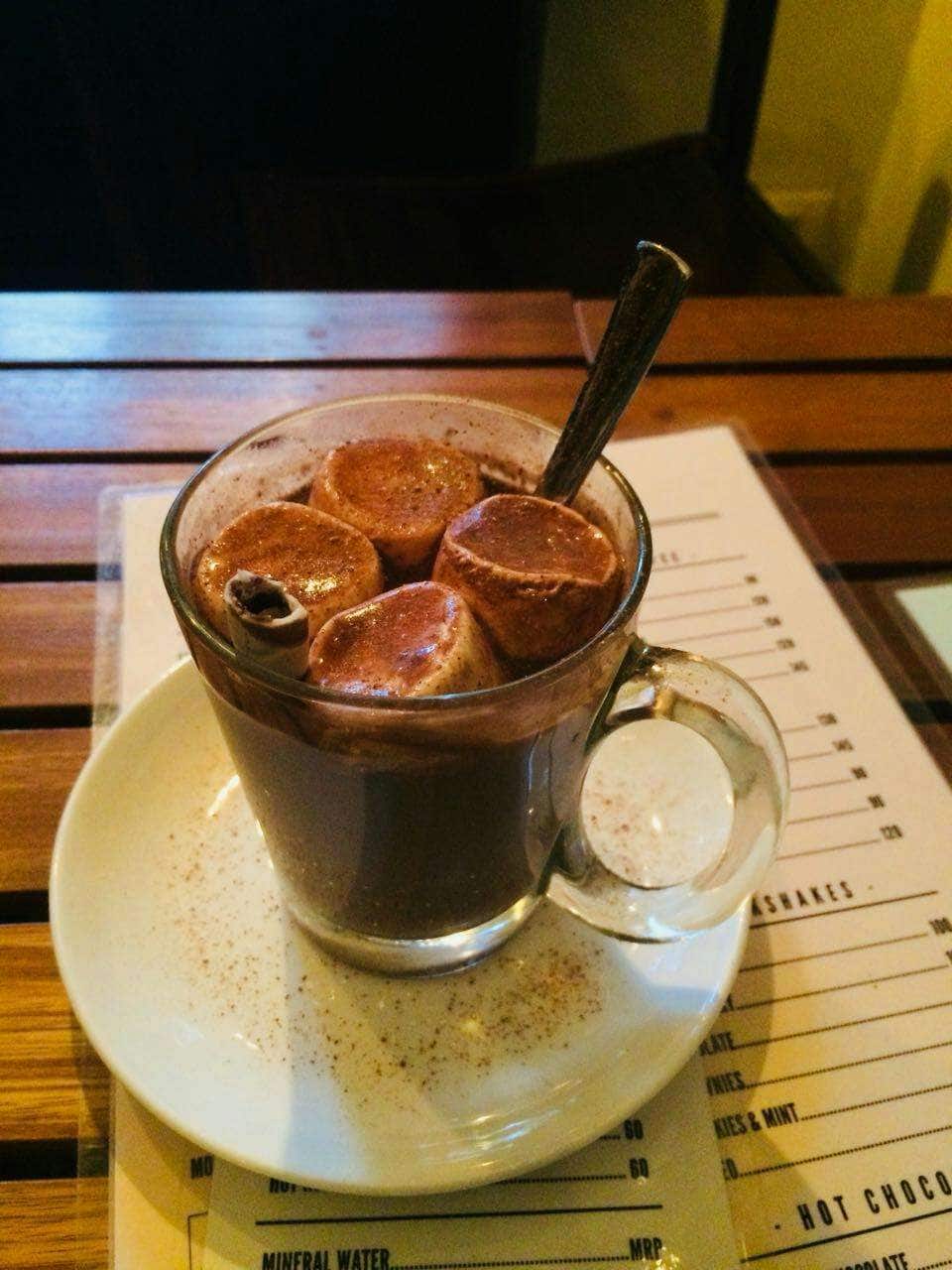 specialty coffee, specialty coffee shops, specialty coffee cafes, coffee roasters, third wave coffee, artisanal coffee, pour over coffee - Zee's Coffee Shop - img2