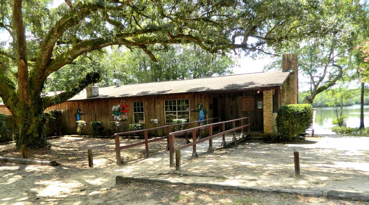 Gators Seafood Restaurant Milton Pensacola