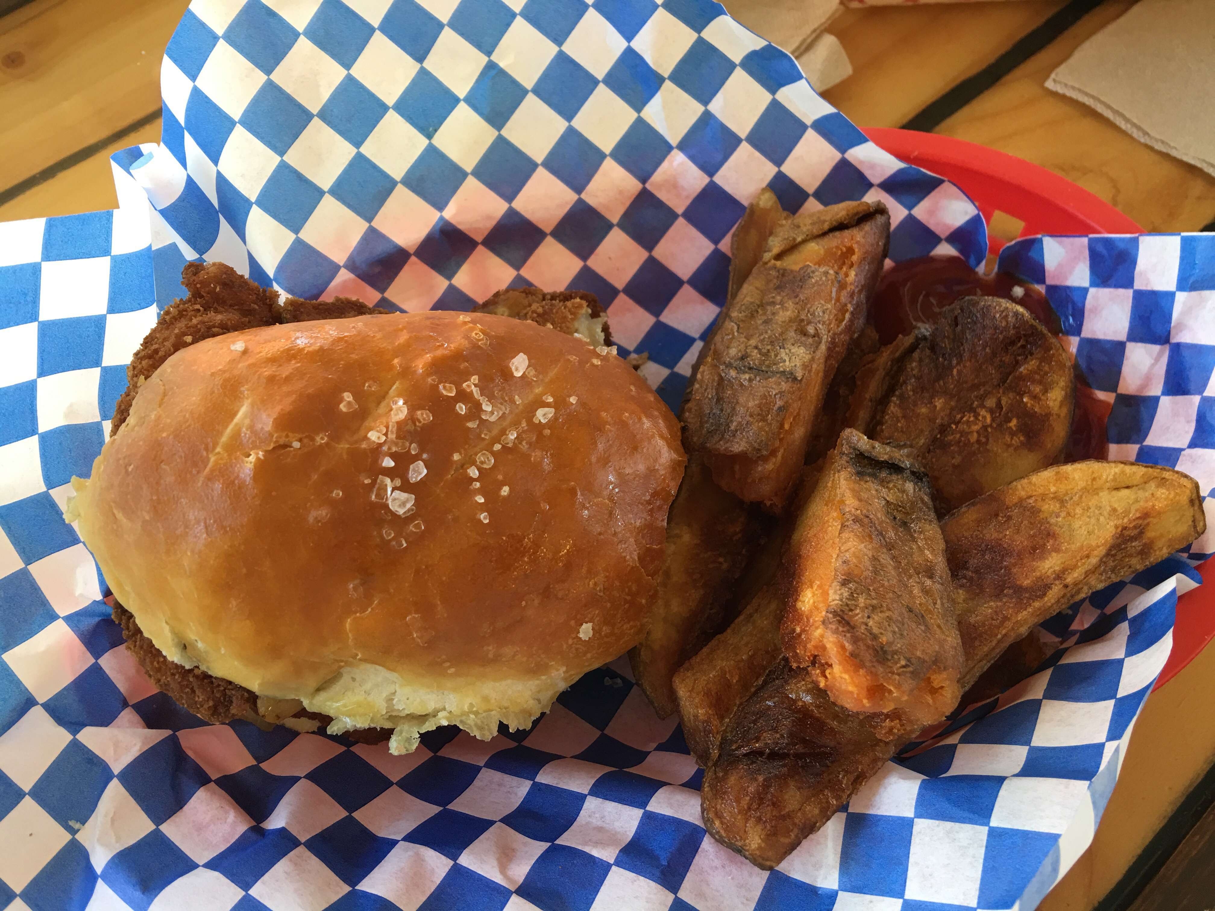 Brat from Deutschland, Lake Stevens, Lake Stevens Zomato