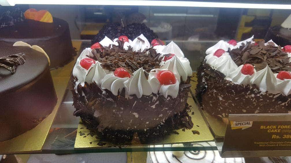 Dangee Dums in Mota Varachha,Surat - Order Food Online - Best Cake Shops in  Surat - Justdial