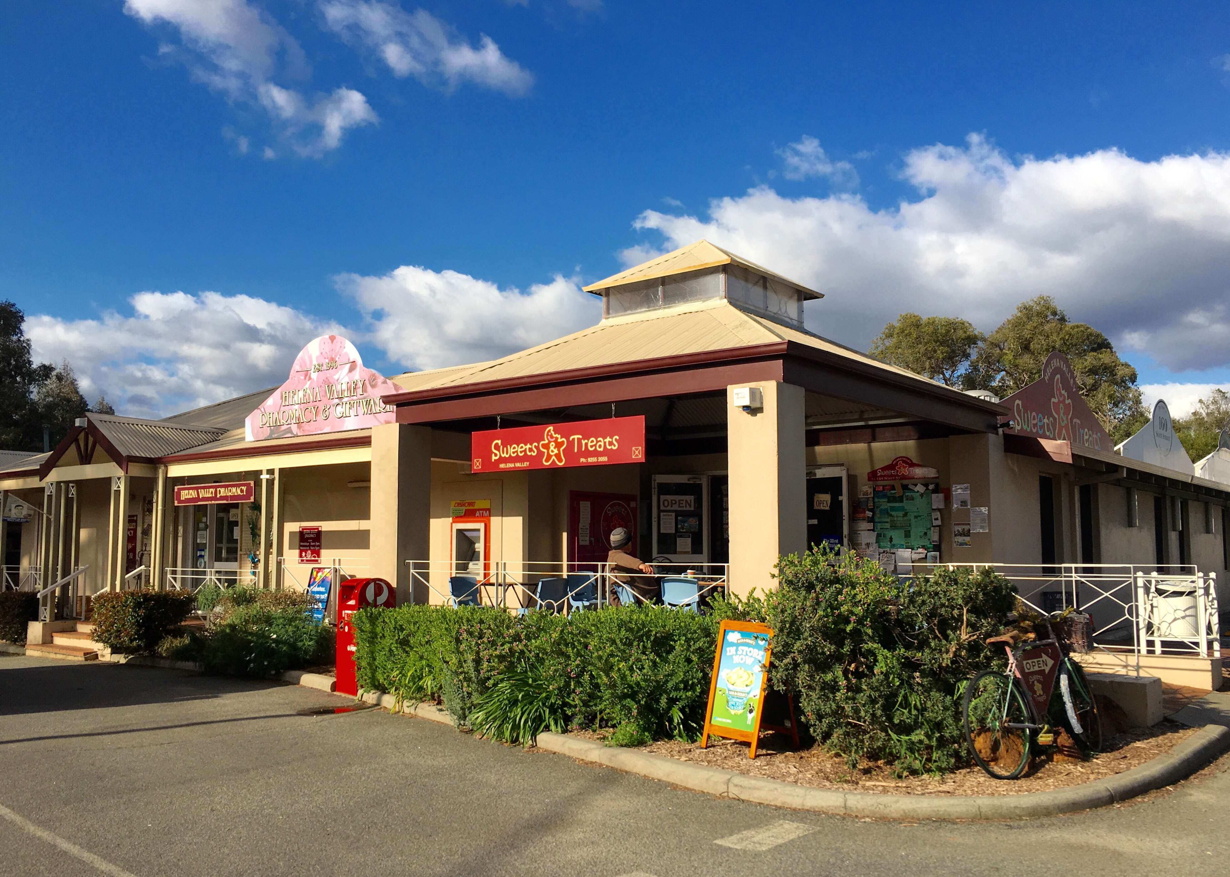 Sweets and Treats, Helena Valley, Perth | Zomato